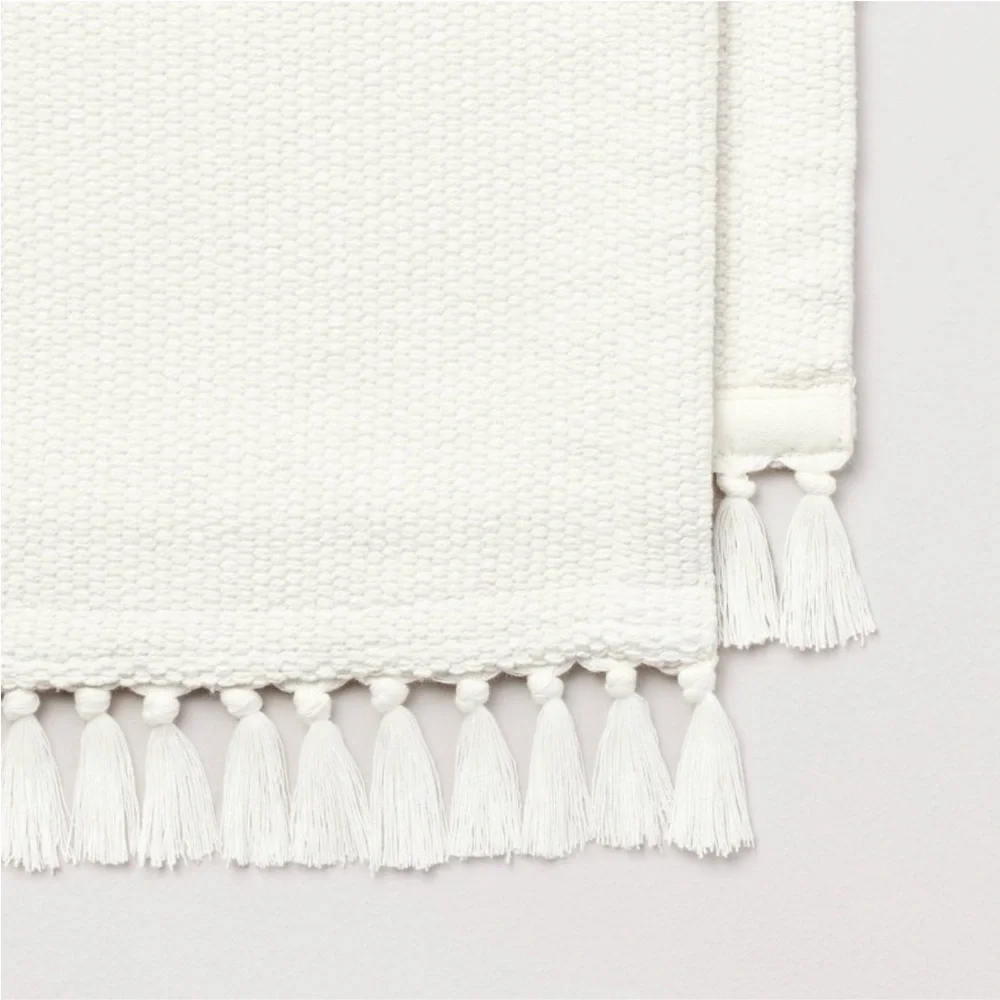 NWOT 14”x72” Pebble Textured Woven Table Runner Cream‎ - Hearth & Hand